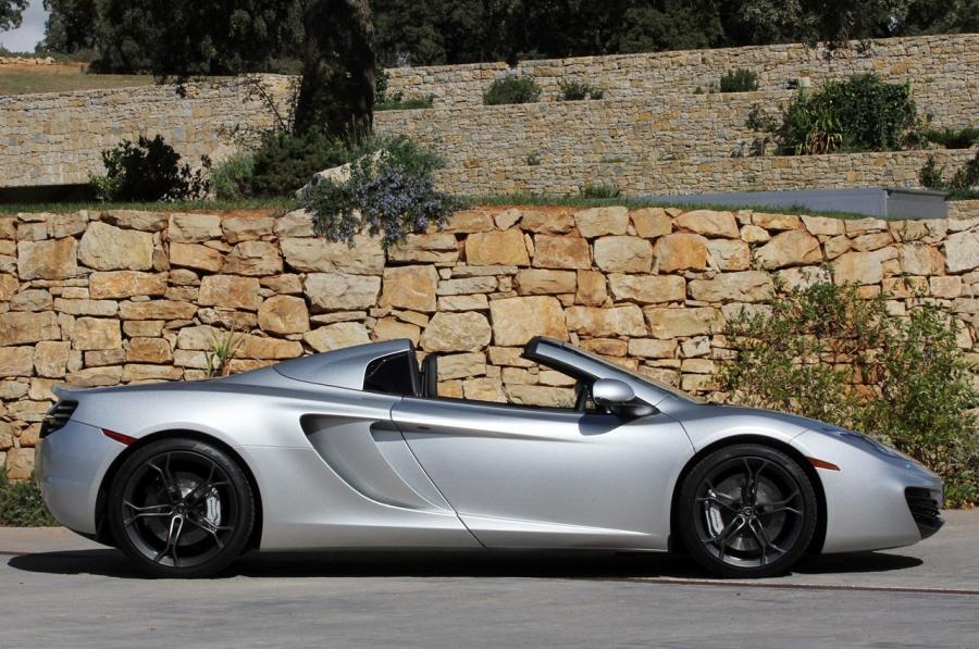  McLaren MP4-12C Spyder 2012 года  (фото 186 из 270)
